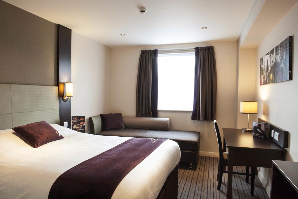 Premier Inn Inverness East חדר תמונה